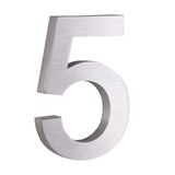 De Angelo RVS 20cm van yessential.nl is een moderne zilver metallic nummer 5 met een geborstelde afwerking en strak 3D ontwerp, afgebeeld op een witte achtergrond.