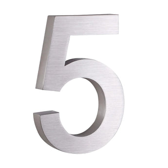 De Angelo RVS 20cm van yessential.nl is een moderne zilver metallic nummer 5 met een geborstelde afwerking en strak 3D ontwerp, afgebeeld op een witte achtergrond.
