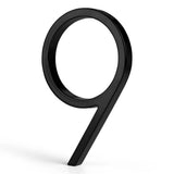 De Amato Black 15cm van yessential.nl is een strak, driedimensionaal nummer 9 in een modern huisnummer design, rechtopstaand op een witte achtergrond.