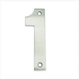 De Tonio RVS 10cm huisnummer plaquette van yessential.nl heeft een metallic afwerking en twee schroefgaten (boven en onder), tegen een effen witte achtergrond.