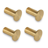 De 4x Carreno Gold haken van yessential.nl zijn goudkleurige, cilindervormige wandhaken gemaakt van roestvrij staal met platte, ronde uiteinden - ideale handdoekhaakjes voor stijlvolle badkameraccessoires.