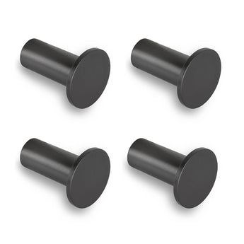 Set van vier Carreno Gunmetal badkamerhaakjes van yessential.nl, weergegeven in een twee-bij-twee raster op een witte achtergrond. Elk roestvrij stalen haakje heeft een zwarte afwerking en ronde, platte voorkant.