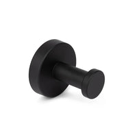De Kyano Black Hook van yessential.nl heeft een matzwarte afwerking met een ronde basis en cilindrische pin, ideaal voor de badkamer, afgebeeld tegen een effen witte achtergrond.