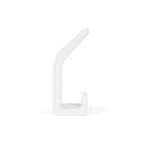 De Huso White kapstokhaak van yessential.nl heeft een strak L-vormig ontwerp en moderne uitstraling, perfect voor een minimalistisch interieur. De moderne haak is gefotografeerd tegen een effen witte achtergrond.