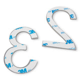 Twee zilverwitte Animo RVS 5cm (zonder boor) huisnummers van yessential.nl, beide in de vorm van een '3', zijn plat afgebeeld op een witte achtergrond. De blauwe 3M branding is zichtbaar op de backing film.