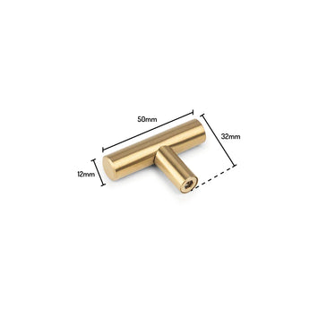De Remo Gold Knob van yessential.nl is een gouden cilindervormige deurknop van 50mm lang, 12mm in diameter en steekt 32mm uit vanaf de basis. Inclusief een schroefgat voor eenvoudige installatie.