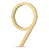 Een strak, modern gouden cijfer negen (Amato Gold 12,5cm by yessential.nl) op een effen witte achtergrond-ideaal voor iedereen die op zoek is naar Amato huisnummers of andere moderne huisnummers.