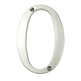 De Matteo Nickel 10cm van yessential.nl is een metalen nummer nul met een geborsteld design en twee bevestigingsgaten, één aan de bovenkant en één aan de onderkant - onderdeel van de stijlvolle huisnummers collectie.
