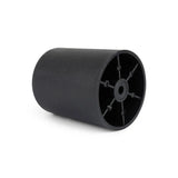 De Sicco Black 7cm van yessential.nl is een strak, modern zwart cilindervormig plastic meubelpootje met interne steunspaken en een open uiteinde, afgebeeld liggend op zijn kant tegen een witte achtergrond - ideaal voor wie op zoek is naar ronde meubelpootjes.
