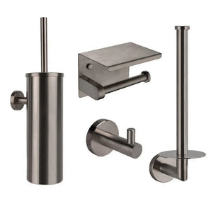 De Donato Gunmetal WC Set van yessential.nl bevat een wc-borstelhouder, wc-papierhouder met planchet, badjashaak en reserverolhouder - allemaal in een moderne, geborstelde gunmetal afwerking voor een strakke, minimalistische stijl.