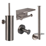 De Santino Gunmetal WC-set van yessential.nl bestaat uit een matte gunmetal toiletborstelgarnituur, wandcloset met planchet, badjashaak en reserverolhouder - ideaal om je badkamer te moderniseren.