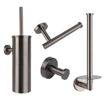 De Cosimo Gunmetal WC-set van yessential.nl bestaat uit een wc-borstelhouder, wc-papierhouder, reserverolhouder en wandhaak - een strak, cilindervormig ontwerp dat ideaal is voor iedereen die op zoek is naar stijlvolle, moderne toiletaccessoires.