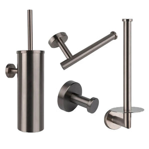 De Cosimo Gunmetal WC-set van yessential.nl bestaat uit een wc-borstelhouder, wc-papierhouder, reserverolhouder en wandhaak - een strak, cilindervormig ontwerp dat ideaal is voor iedereen die op zoek is naar stijlvolle, moderne toiletaccessoires.