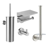 De Donato RVS WC Set van yessential.nl bestaat uit een toiletborstel met houder, toiletpapierhouder met deksel, wandhaak en verticale reserve toiletpapierhouder voor een strakke, moderne badkamer.